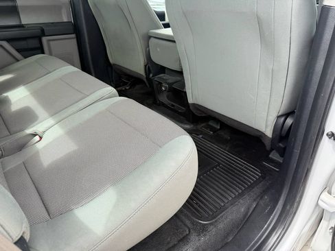 Used 2017 Ford F250 XL w/ Power Equipment Group AWD/4WD image 21