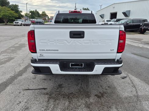 Used 2022 Chevrolet Colorado LT w/ Fleet Safety Package RWD image 7