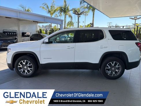 Used 2023 GMC Acadia SLE image 4