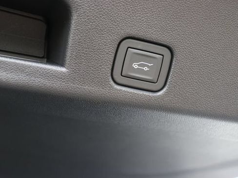New 2026 Buick Enclave Preferred w/ Power Package AWD/4WD image 16
