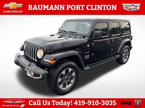 Used 2022 Jeep Wrangler Unlimited Sahara w/ Cold Weather Group AWD/4WD image 1