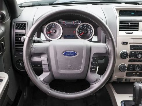 Used 2012 Ford Escape XLT FWD image 8