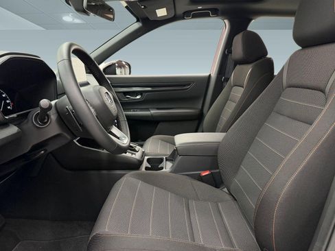Used 2026 Honda CR-V Sport image 4