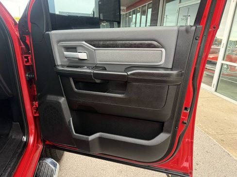 Used 2021 RAM 2500 Big Horn AWD/4WD image 26