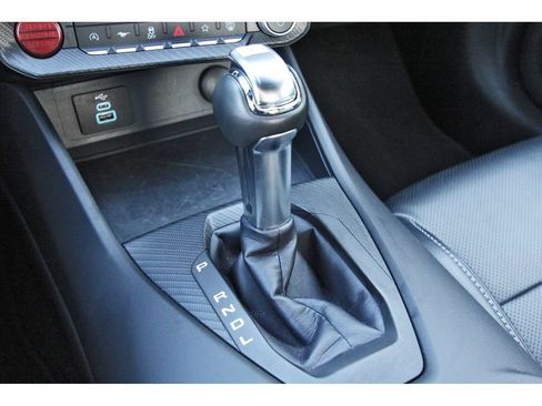 Used 2025 Ford Mustang Premium RWD image 28