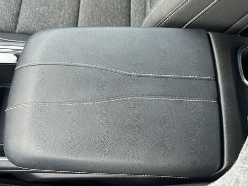 Used 2025 Chevrolet Traverse LT w/ Driver Confidence Package AWD/4WD image 22