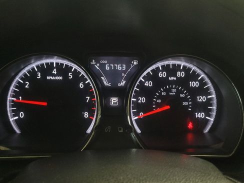 Used 2019 Nissan Versa SV image 23