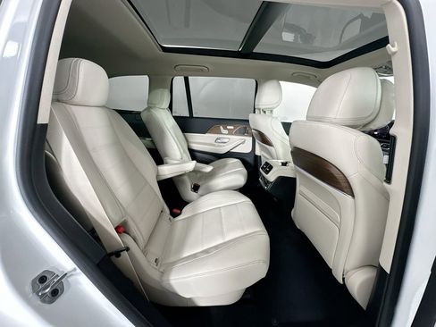New 2026 Mercedes-Benz GLS 450 4MATIC image 30