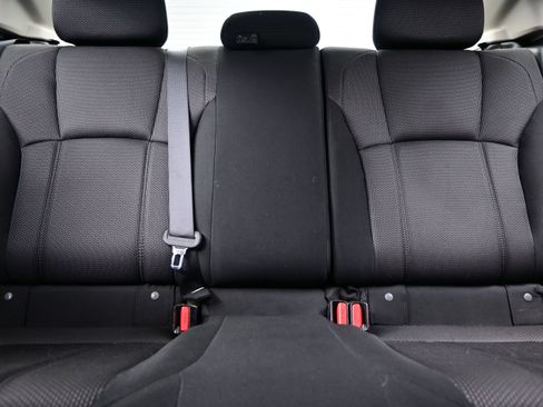Used 2018 Subaru Impreza 2.0i Premium w/ Eyesight & BSD & Rcta AWD/4WD image 15
