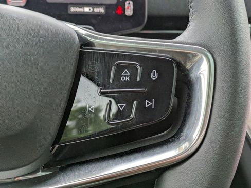 Used 2025 Volvo EX90 Ultra w/ Protection Package Premier image 38