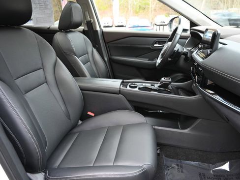 Used 2023 Nissan Rogue SL w/ SL Premium Package AWD/4WD image 23