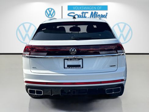 New 2026 Volkswagen Atlas Cross Sport SEL Premium R-Line AWD/4WD image 6