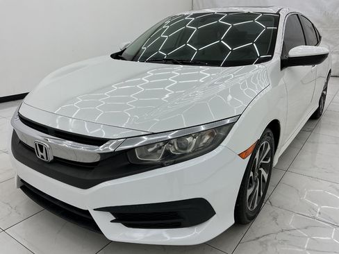 Used 2017 Honda Civic EX image 1