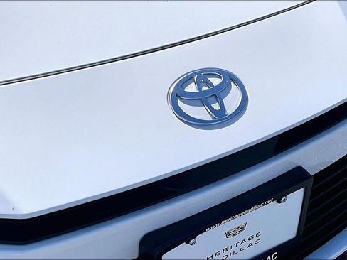 Used 2025 Toyota Camry LE image 32