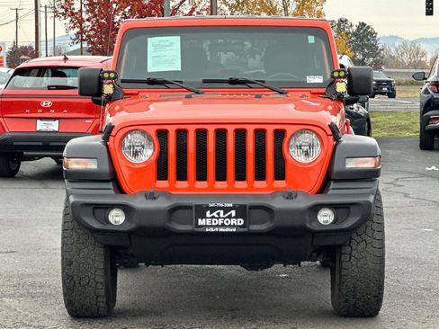 Used 2020 Jeep Wrangler Sport image 10