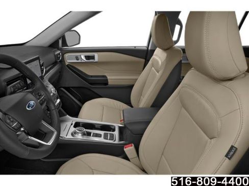 Used 2022 Ford Explorer Limited w/ Equipment Group 301A image 10
