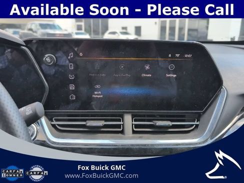 Used 2024 Chevrolet Trax RS FWD image 13