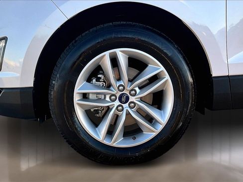Used 2017 Ford Edge SEL w/ Equipment Group 201A image 8