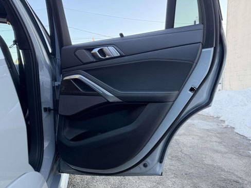 Used 2026 BMW X6 M60i image 17