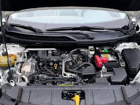 Used 2021 Nissan Rogue SV w/ Premium Package image 38