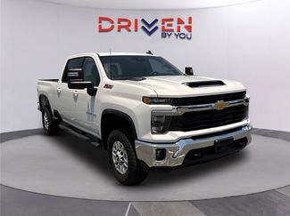 Used 2025 Chevrolet Silverado 2500 LT w/ Convenience Package AWD/4WD video 1