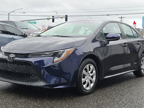 Used 2022 Toyota Corolla LE image 7