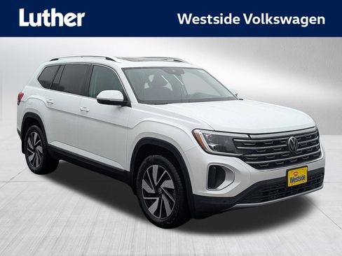 New 2026 Volkswagen Atlas SEL image 1