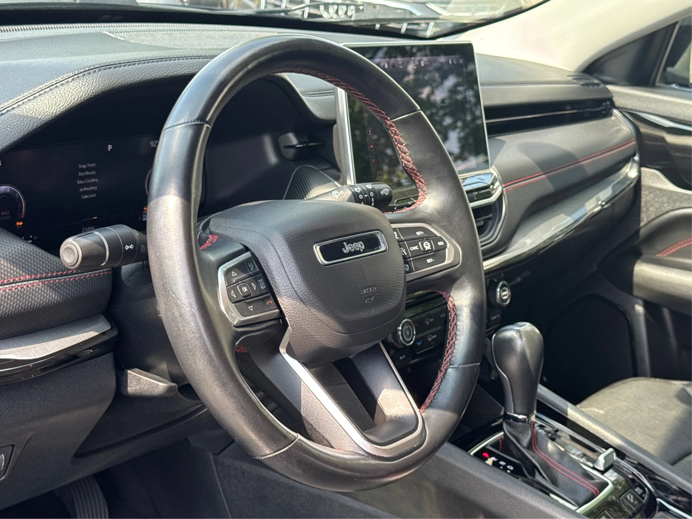 Used 2022 Jeep Compass Trailhawk w/ Trailhawk Elite Group AWD/4WD image 16
