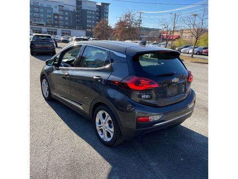 Used 2017 Chevrolet Bolt LT image 2