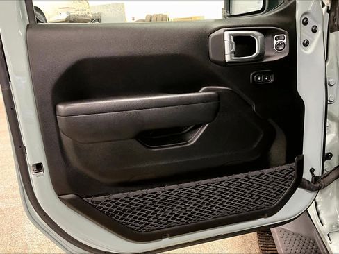 Used 2024 Jeep Wrangler Sport S w/ Convenience Group image 21