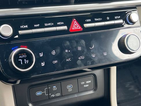 New 2026 Hyundai Tucson Limited image 19