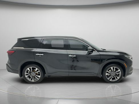 Used 2023 INFINITI QX60 Luxe w/ Performance Audio Package AWD/4WD image 4