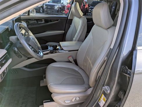 Used 2022 Lincoln Nautilus Reserve w/ Monochromatic Package image 7