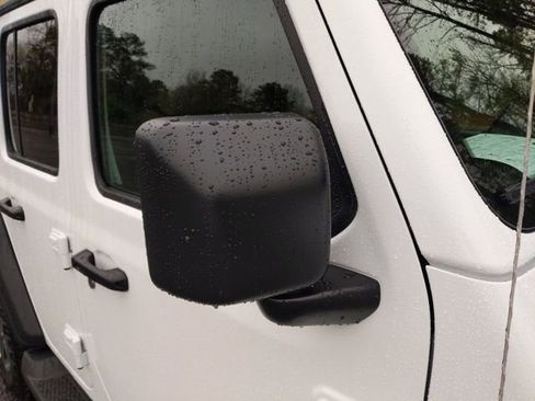 Used 2020 Jeep Wrangler Unlimited Sport image 11