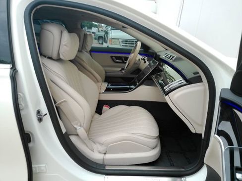 Used 2022 Mercedes-Benz S 500 4MATIC image 23