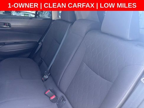 Used 2025 Toyota Corolla Cross LE FWD image 12