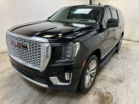Used 2022 GMC Yukon XL Denali image 10