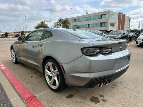 Used 2023 Chevrolet Camaro LT image 6