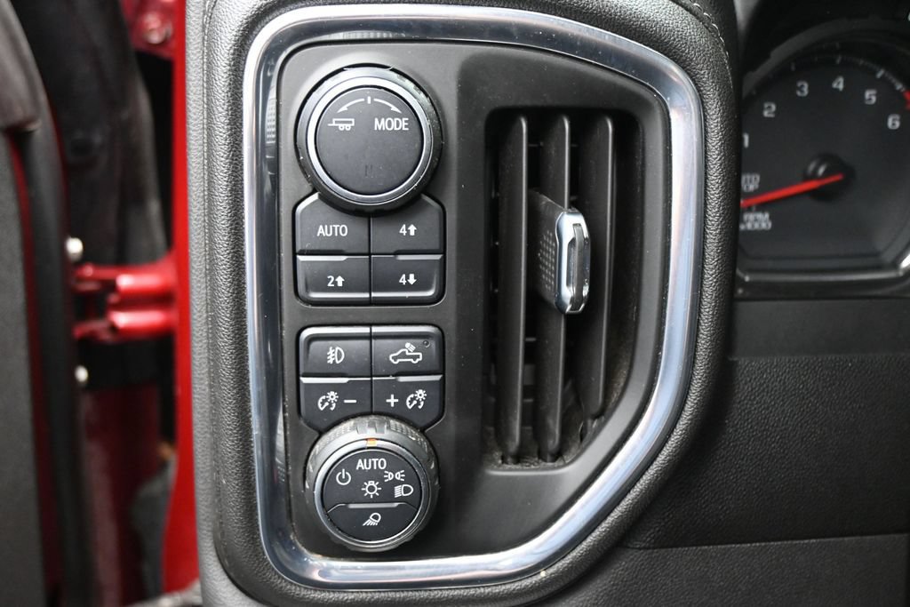 Used 2021 Chevrolet Silverado 1500 LT Trail Boss AWD/4WD image 12