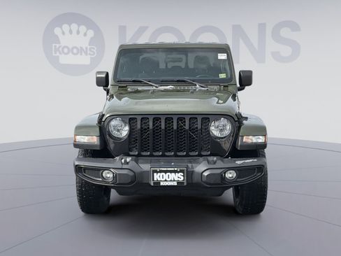 Used 2021 Jeep Gladiator Willys image 11