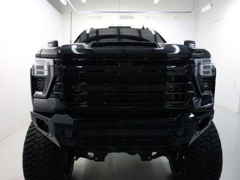 Used 2024 Chevrolet Silverado 3500 LTZ w/ LTZ Plus Package AWD/4WD image 78