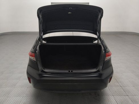 Used 2020 Toyota Corolla LE w/ Carpet Mat Package (TMS) FWD image 29