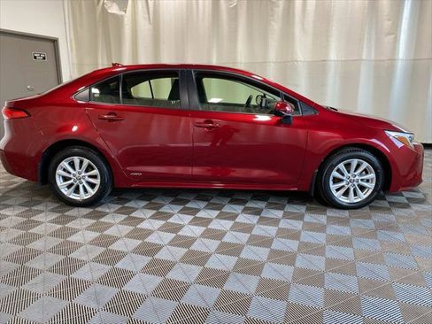 Certified 2024 Toyota Corolla LE image 19