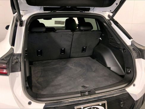 Used 2025 Chevrolet Equinox EV LT w/ Convenience Package image 4