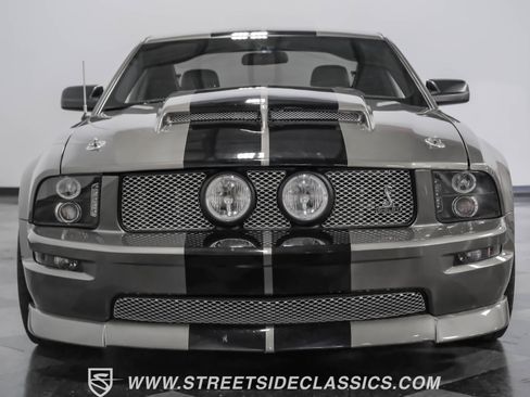 Used 2005 Ford Mustang GT image 16