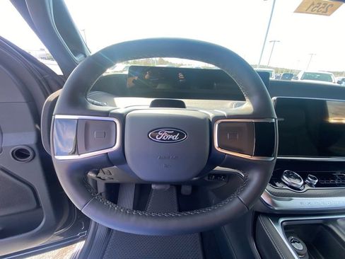 New 2026 Ford Expedition Max Platinum w/ Stealth Appearance Package image 13