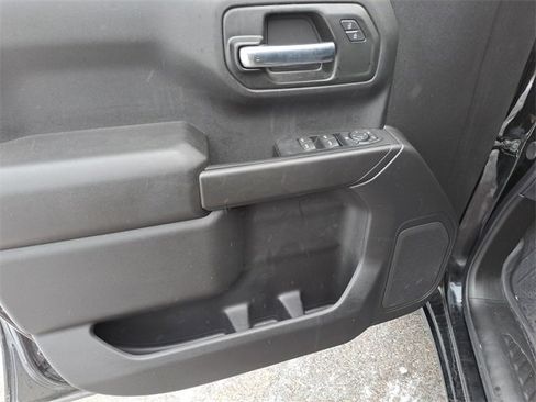 Used 2025 Chevrolet Silverado 1500 Custom image 20