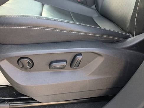 Used 2023 Volkswagen Atlas SE w/ Black Wheel Package image 21