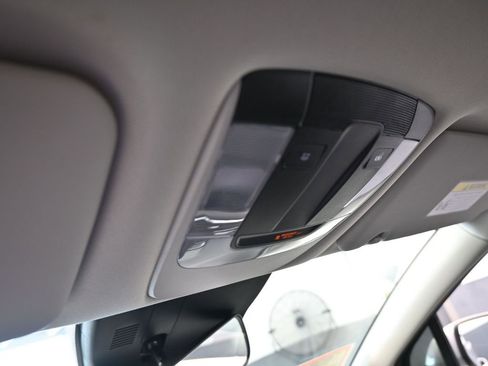 Used 2024 Kia Sportage LX image 30