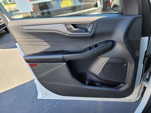 Used 2024 Ford Escape Active image 30